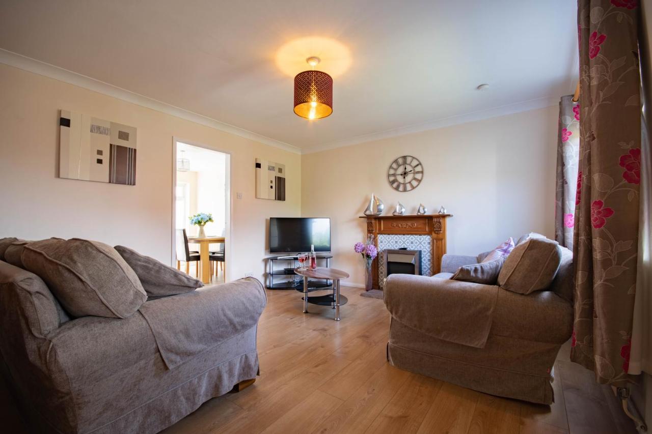 3-Bedroom House With Garden, Conservatory, In Centre Of Worcester Exterior foto